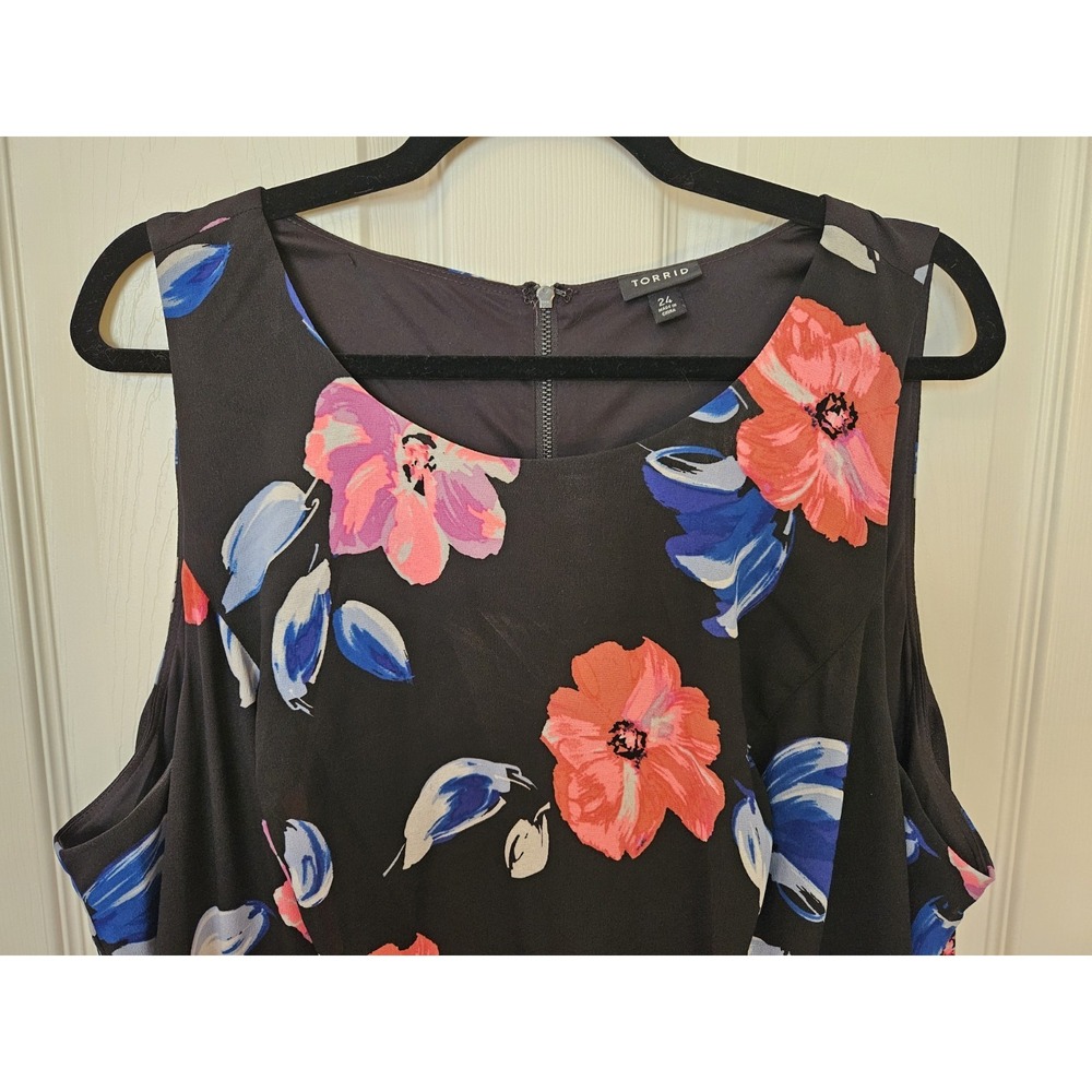 Torrid Sleeveless Lined Elastic Waist Floral Back Zipper Maxi Dress Plus 24